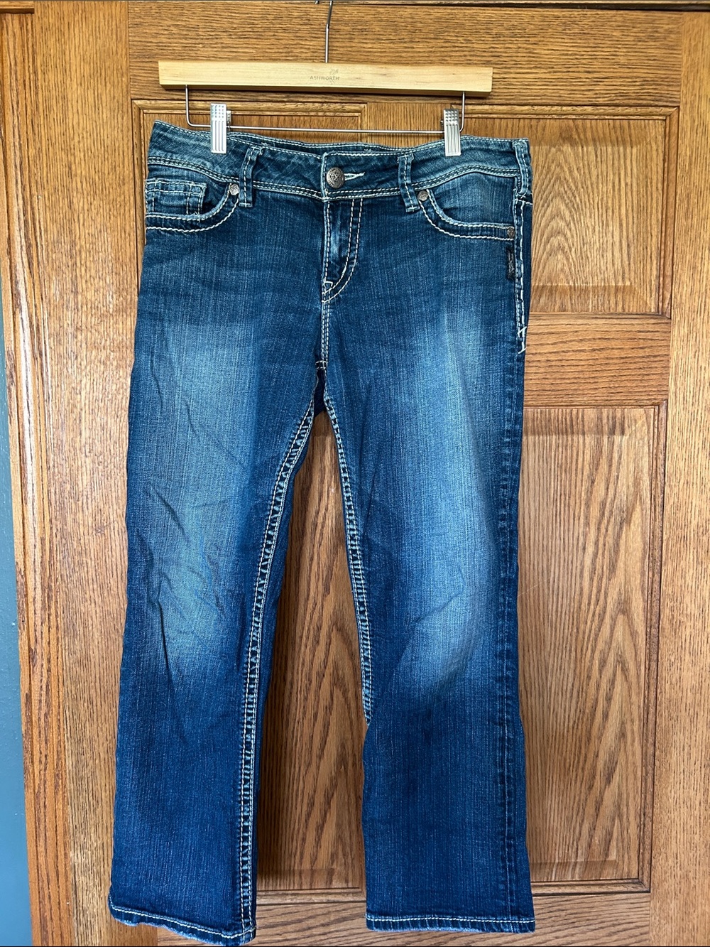 Silver Jeans Medium Dark Indigo Suki Capri